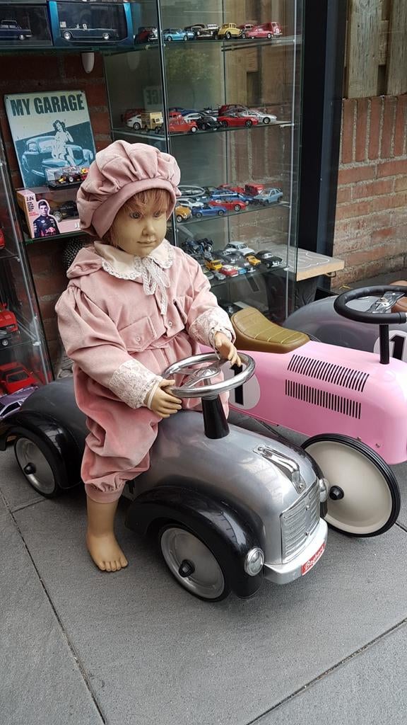 Zeer oude pop bieden, Ophalen of Verzenden