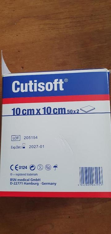 Cutisoft steriel splitkompres 10x10cm 70x pst verpakt NIEUW beschikbaar voor biedingen