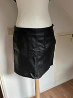 Rok H&M maat 44 lederlook zwart, Zwart, Maat 42/44 (L), Ophalen of Verzenden, Zo goed als nieuw
