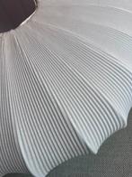 Witte ronde geribbelde plafondlamp stof, Westwing, Huis en Inrichting, Lampen | Plafondlampen, Ophalen, Zo goed als nieuw, Stof