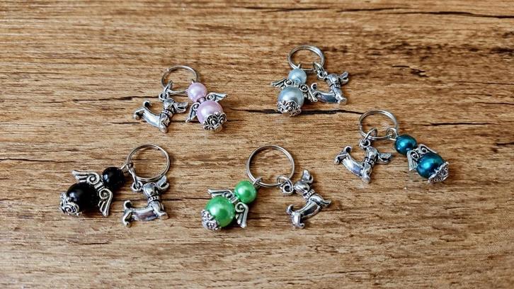 Hanger Teckel B penning halsband met beschermengeltje, Dieren en Toebehoren, Honden-accessoires, Nieuw, Verzenden