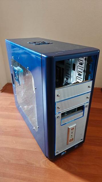 Blauwe desktop nidi, i7-750 - watergekoeld, 550W voeding beschikbaar voor biedingen