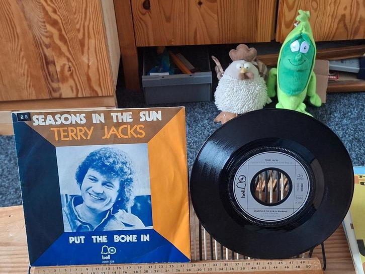 terry jacks seasons in the sun(e107) 1 euro vaste prijs, Cd's en Dvd's, Vinyl Singles, Zo goed als nieuw, Single, Pop, 7 inch