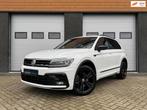 Volkswagen Tiguan 2.0 TSI 4Motion 3x R-Line Pano Trekhaak Ke, Auto's, Automaat, Gebruikt, 1984 cc, Wit