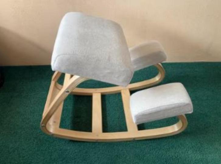 Ergonomische Knie-Stoel / Balans-Stoel., Huis en Inrichting, Bureaustoelen, Gebruikt, Zwart, Ergonomisch, Ophalen