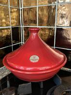 Emile Henry Tajine - Rood, Huis en Inrichting, Keuken | Potten en Pannen, Ophalen of Verzenden, Zo goed als nieuw, Overige materialen