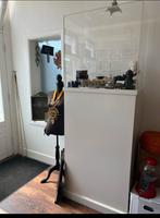 Vintage museum kast, Ophalen