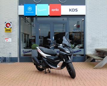 Aprilia SR GT 200 ABS Asphalt Black VERKOCHT! beschikbaar voor biedingen
