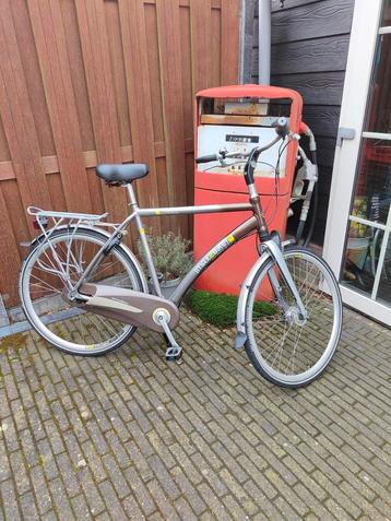 Heren fiets framemaat 58cm 7 versnellingen en vering beschikbaar voor biedingen