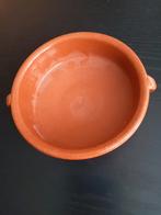 diam.21cm.x6cm.hg. terracotta ovenschaal rond vuurvast, Huis en Inrichting, Ophalen of Verzenden, Zo goed als nieuw