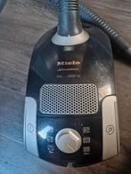 Miele stofzuiger 300 tot 2000 watt zeer krachtig, Witgoed en Apparatuur, Stofzuigers, Ophalen of Verzenden, Zo goed als nieuw