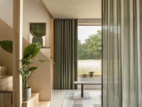 gordijnen groen inkorten versmallen coupeuse naai-atelier, Huis en Inrichting, Stoffering | Gordijnen en Lamellen, Zo goed als nieuw