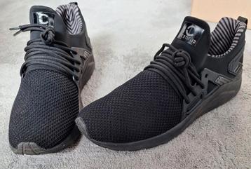 Heren sneakers beschikbaar voor biedingen
