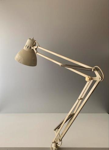 LSA desk lamp A101 extra 70s silence of the lamps beschikbaar voor biedingen