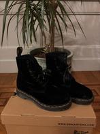Dr. Martens Velvet, Kleding | Dames, Schoenen, Zwart, Lage of Enkellaarzen, Ophalen of Verzenden, Dr. Martens