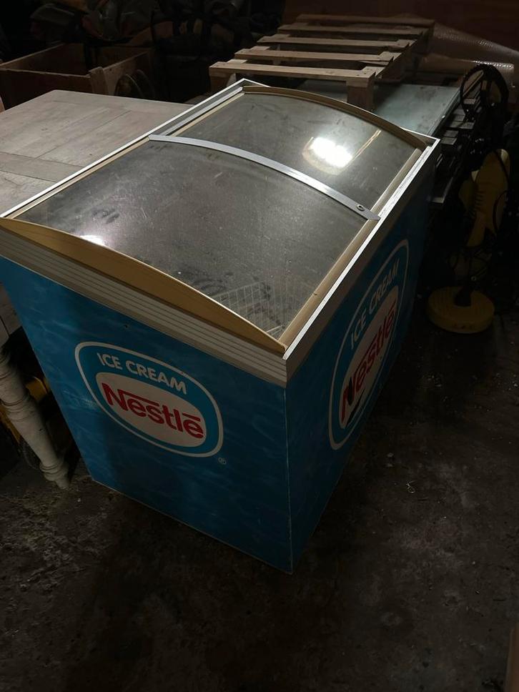 Nestlé IJsjes Vriezer - 52x90x58cm, Witgoed en Apparatuur, Vriezers en Diepvrieskisten, Gebruikt, Vrijstaand, Vrieskist, 85 tot 120 cm