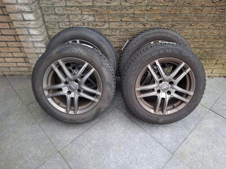 VREDESTEIN WINTERBANDEN incl Velgen, wielmoeren+sierdoppen, Auto-onderdelen, Banden en Velgen, Banden en Velgen, Winterbanden