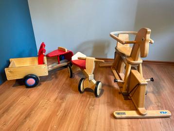Houten Hobbelpaard, Loopfiets en/ of Bakfiets beschikbaar voor biedingen