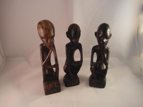 A534 Drie ebbenhouten Javaanse beeldjes mount Merapi SMP man, Antiek en Kunst, Kunst | Beelden en Houtsnijwerken, Ophalen