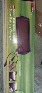 Zonne-energie Batterijlader 12V, Auto diversen, Jumpstarters, Ophalen of Verzenden