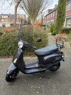 Capri scooter zwart matt blauw kenteken, Fietsen en Brommers, Ophalen, Gebruikt, Overige typen, Overige merken