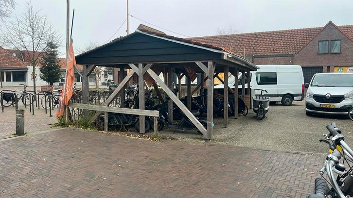 Douglas overkapping 8x4 patij hout balken dakpannen pannen, Tuin en Terras, Overkappingen, Gebruikt, Veranda, Ophalen