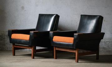 Vintage skai fauteuils beschikbaar voor biedingen