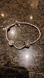Pandorra Disney armand. Met verschillende bedels, Ophalen of Verzenden, Zo goed als nieuw, Zilver
