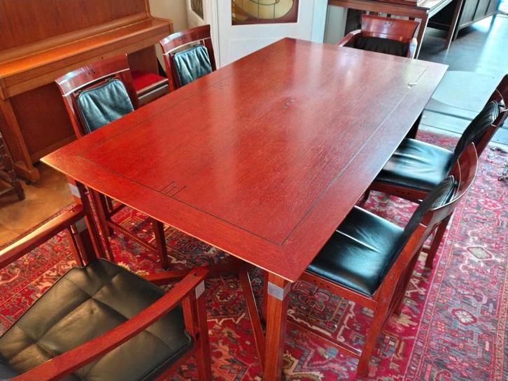 Schuitema Art Deco Sulivan eettafel, Huis en Inrichting, Complete eetkamers, Zo goed als nieuw, 4 tot 6 stoelen, Ophalen
