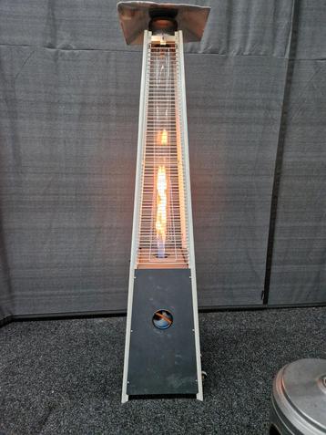 Terrasverwarmer Pyramide - Gas - Buiten beschikbaar voor biedingen