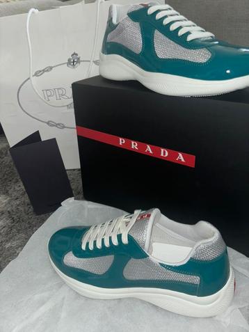 (Orginele) Prada cup sneakers beschikbaar voor biedingen