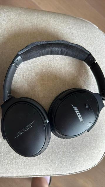 Bose QuietComfort 35 noise canceling headphones beschikbaar voor biedingen