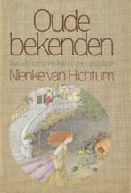 Oude bekenden - Naverteld door Nienke van Hichtum, Boeken, Ophalen of Verzenden, Zo goed als nieuw, Nienke van Hichtum