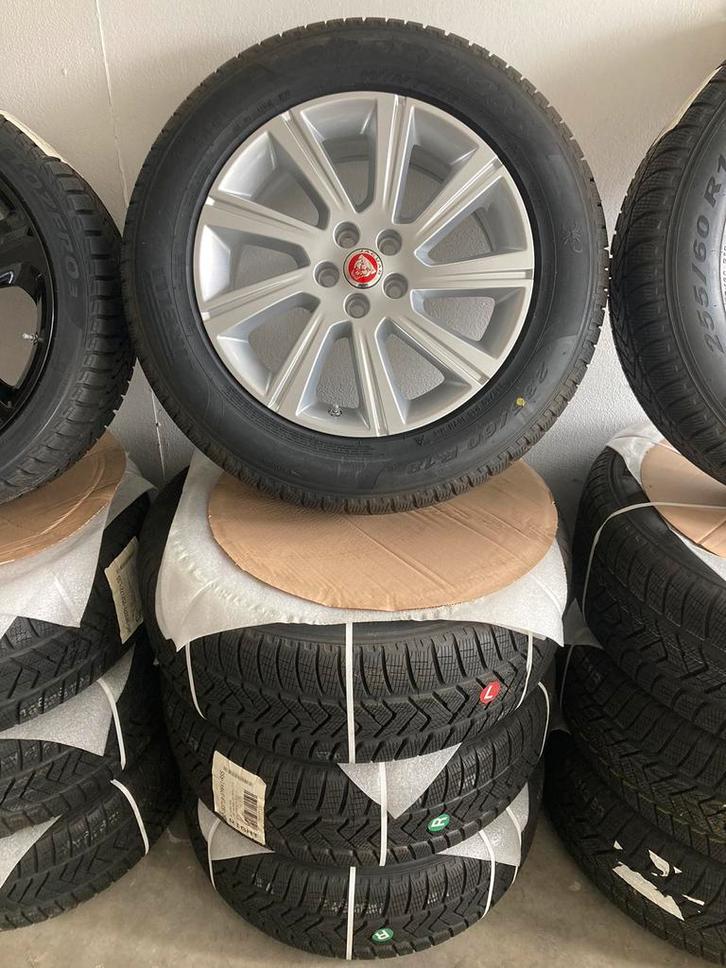 Winterset 235/60/18 E-Pace I-Pace Velar Evoque XC60 XC90, Auto-onderdelen, Banden en Velgen, Band(en), Winterbanden, 18 inch, 235 mm