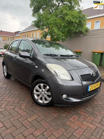 Toyota Yaris 1.3 VVTi Executive * Nette Auto* beschikbaar voor biedingen