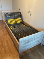Elektrisch verstelbaar senioren bed - Zo goed als nieuw!, Ophalen, Verstelbaar, 90 cm, Eenpersoons