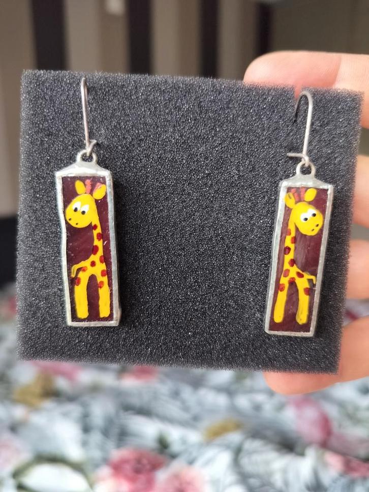 Giraffe oorbellen. Handgemaakt, Sieraden, Tassen en Uiterlijk, Oorbellen, Zo goed als nieuw, Overige materialen, Ophalen of Verzenden