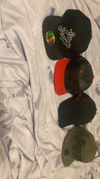 4 petten, Ophalen of Verzenden, Zo goed als nieuw, One size fits all