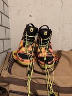 Wakeboard met schoenen - Goede deal!, Watersport en Boten, Wakeboarden, Ophalen of Verzenden, Gebruikt, Board en Schoenen