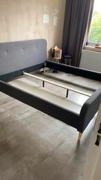 Bed 180x200 zonderlattebodum, Huis en Inrichting, Tweepersoons, Ophalen of Verzenden, Zo goed als nieuw, 180 cm
