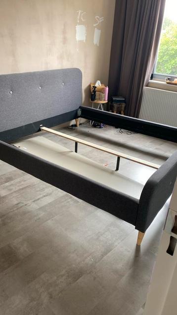 Bed 180x200 zonderlattebodum