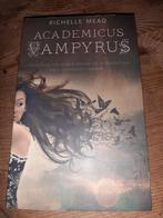 Richelle Mead.  Academicus vampyrus., Boeken, Ophalen of Verzenden, Zo goed als nieuw