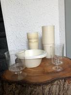 plastic bekers en schaaltjes voor feestje of hobby, Ophalen of Verzenden, Nieuw