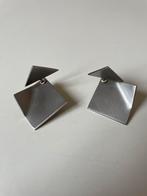 Willem Pastoor oorbellen. RVS, Ophalen of Verzenden, Zo goed als nieuw, Goud, Overige materialen