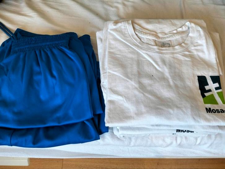Grote set gymkleding Mosa-RT, Kinderen en Baby's, Kinderkleding | Maat 170, Gebruikt, Jongen of Meisje, Ophalen of Verzenden