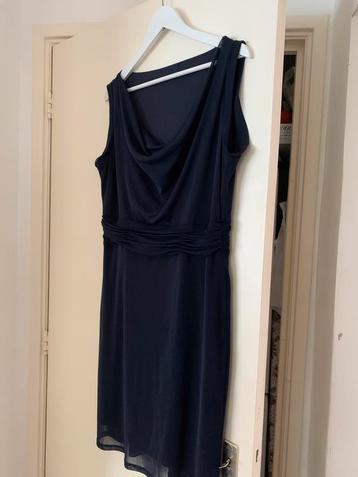 Blauwe mouwloos jurkje mt 40 beschikbaar voor biedingen