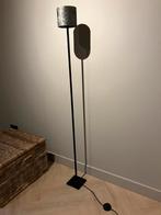 Metalen vloerlamp zwart incl kapje, Huis en Inrichting, Lampen | Vloerlampen, Ophalen, Zo goed als nieuw, 150 tot 200 cm