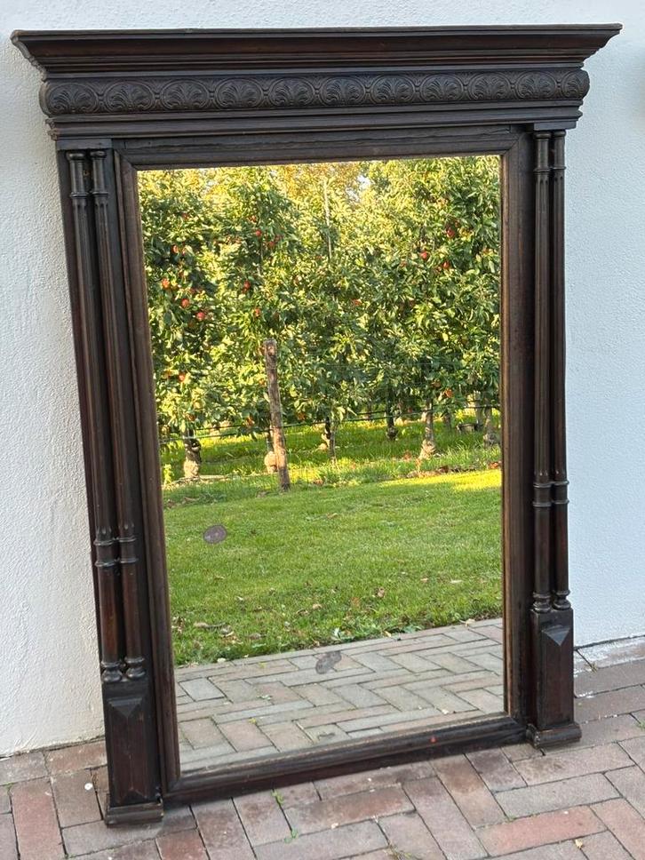 Grote antieke spiegel in gedecoreerde houten lijst, Antiek en Kunst, Antiek | Spiegels, 50 tot 100 cm, 100 tot 150 cm, Rechthoekig