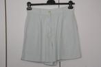 Vintage Benetton short. Deels zijde. Lichtblauw. Maat 36/38, Kort, Benetton, Ophalen of Verzenden, Zo goed als nieuw