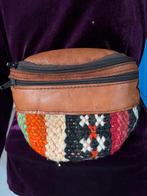 Heuptasje. Hippie, Sieraden, Tassen en Uiterlijk, Tassen | Damestassen, Ophalen of Verzenden, Gebruikt, Bruin, Overige typen